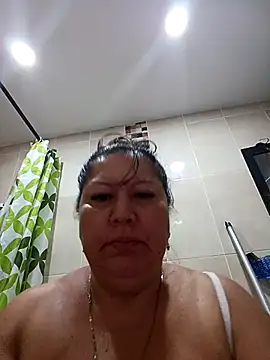 Snapshot of Brenda_Berck_ chatting on November 18, 2025, 11:46 am Brenda Berck online show from November 18, 2025, 11:46 am