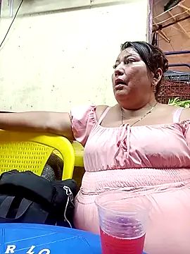 Snapshot of Brenda_Berck_ chatting on November 18, 2025, 11:48 pm Brenda Berck online show from November 18, 2025, 11:48 pm