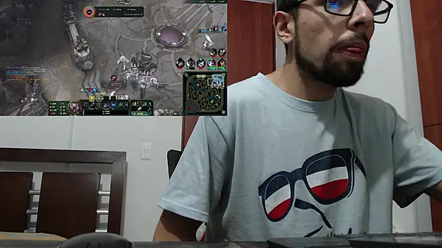 Snapshot of fvckolombianguyy chatting on February 21, 2025, 1:00 am fvckolombianguyy online show from February 21, 2025, 1:00 am