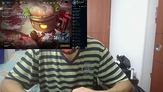 Snapshot of fvckolombianguyy chatting on February 12, 2025, 11:51 pm fvckolombianguyy online show from February 12, 2025, 11:51 pm