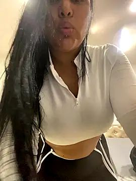 Snapshot of Fancyxlove chatting on December 2, 2025, 12:51 pm Fancyxlove online show from December 2, 2025, 12:51 pm