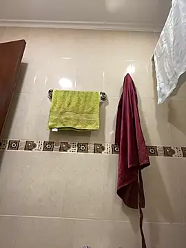 Snapshot of Fancyxlove chatting on October 27, 2025, 12:39 pm Fancyxlove online show from October 27, 2025, 12:39 pm