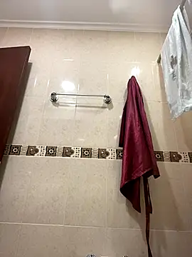 Snapshot of Fancyxlove chatting on October 24, 2025, 12:37 pm Fancyxlove online show from October 24, 2025, 12:37 pm