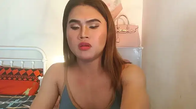 JustineBIGCUM online show from February 7, 2025, 1:43 pm