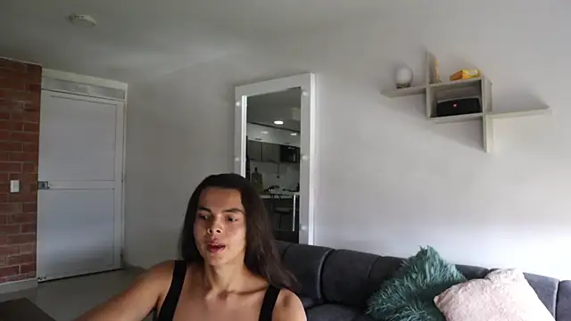 Snapshot of _Vahos_ chatting on September 21, 2025, 5:07 pm Vahos online show from September 21, 2025, 5:07 pm