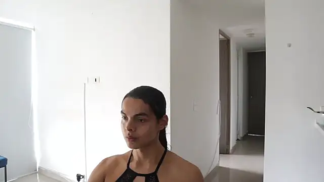 Snapshot of _Vahos_ chatting on March 18, 2025, 6:17 pm Vahos online show from March 18, 2025, 6:17 pm