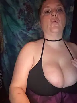 funtimkity online show from April 9, 2026, 8:53 am