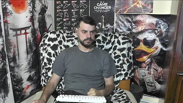 00george online show from April 18, 2026, 4:48 am