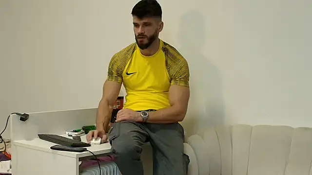 Snapshot of MauroTwin chatting on December 1, 2025, 7:15 pm MauroTwin online show from December 1, 2025, 7:15 pm