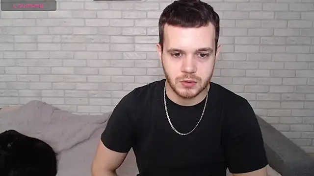 Snapshot of Alexxx_horny chatting on March 19, 2026, 9:09 am Alexxx horny online show from March 19, 2026, 9:09 am