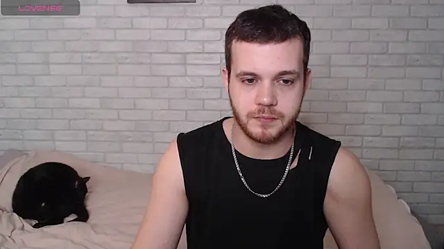 Snapshot of Alexxx_horny chatting on April 23, 2026, 1:46 pm Alexxx horny online show from April 23, 2026, 1:46 pm