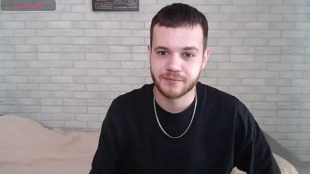 Snapshot of Alexxx_horny chatting on April 11, 2026, 8:18 am Alexxx horny online show from April 11, 2026, 8:18 am