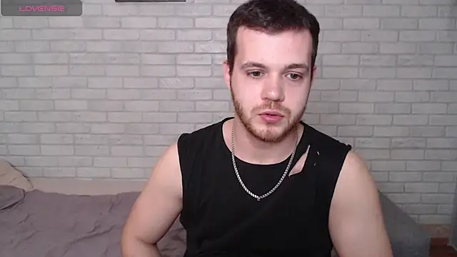 Snapshot of Alexxx_horny chatting on May 3, 2026, 11:26 am Alexxx horny online show from May 3, 2026, 11:26 am