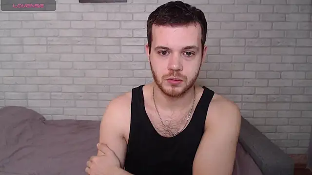 Snapshot of Alexxx_horny chatting on May 4, 2026, 11:46 am Alexxx horny online show from May 4, 2026, 11:46 am