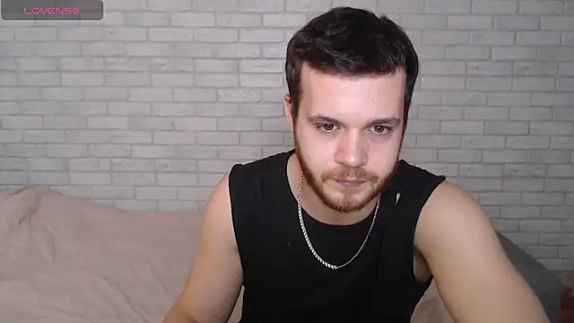 Alexxx horny online show from February 8, 2026, 4:59 pm