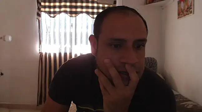 Snapshot of seduction_xxx chatting on February 4, 2025, 1:27 pm seduction xxx online show from February 4, 2025, 1:27 pm