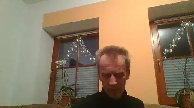 Snapshot of xxBareBabyxx chatting on December 16, 2024, 3:43 pm xxBareBabyxx online show from December 16, 2024, 3:43 pm