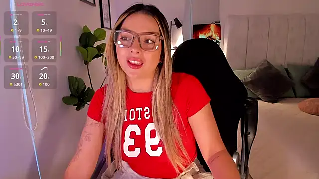 AmyWood online show from April 18, 2026, 11:12 am