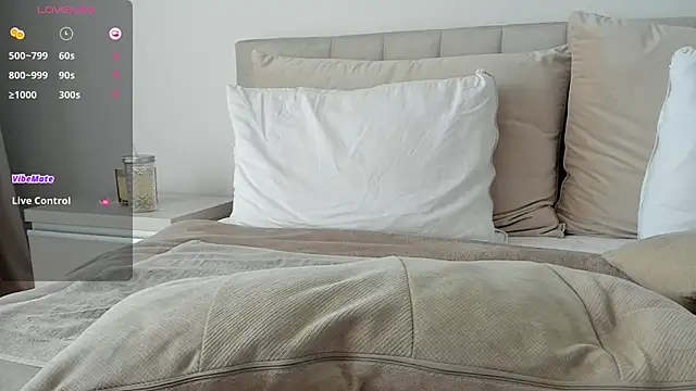 VickyStonee online show from November 20, 2025, 10:38 am