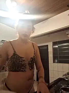 Snapshot of mskuddo chatting on October 26, 2025, 12:22 am mskuddo online show from October 26, 2025, 12:22 am