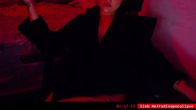 Snapshot of mskuddo chatting on November 19, 2025, 10:43 pm mskuddo online show from November 19, 2025, 10:43 pm