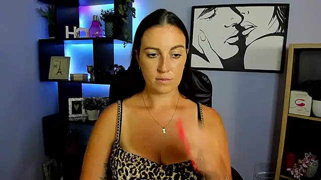 FUN AMI online show from October 7, 2025, 1:23 pm