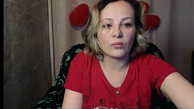 dagny-jo online show from February 28, 2025, 2:42 am