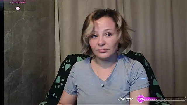 dagny-jo online show from January 12, 2025, 3:49 am