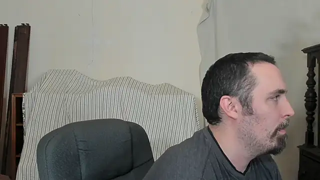 Metalstud online show from February 20, 2026, 6:26 am