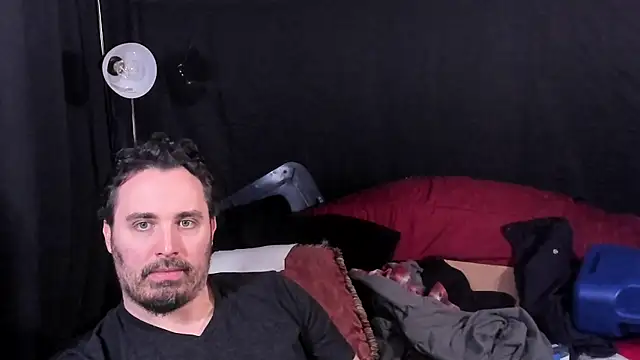 Metalstud online show from December 20, 2025, 11:51 pm