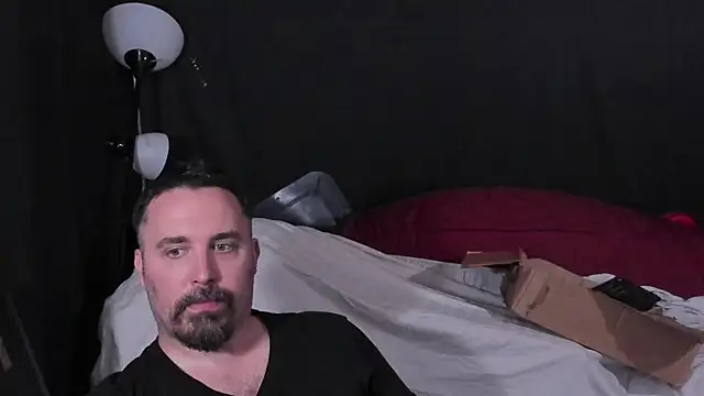 Metalstud online show from April 20, 2026, 12:57 am