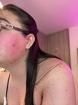 vaneelee online show from February 28, 2026, 2:55 am