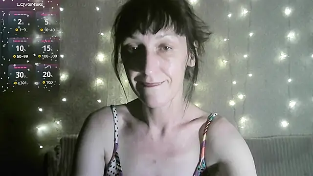 Snapshot of MarieODahliaS chatting on November 5, 2025, 10:29 am MarieODahliaS online show from November 5, 2025, 10:29 am