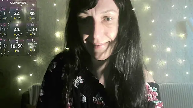 Snapshot of MarieODahliaS chatting on November 26, 2025, 8:36 am MarieODahliaS online show from November 26, 2025, 8:36 am