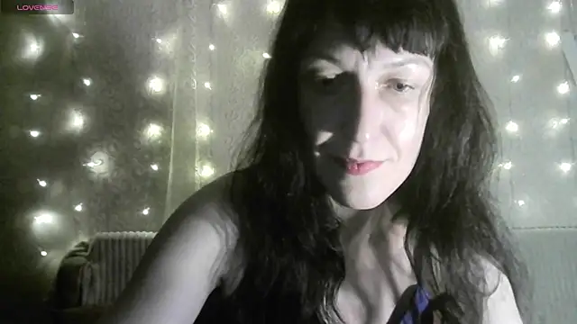 Snapshot of MarieODahliaS chatting on October 28, 2025, 10:47 am MarieODahliaS online show from October 28, 2025, 10:47 am