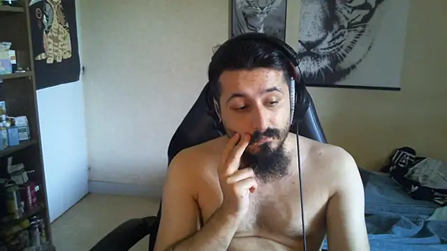 kevinmillas online show from May 25, 2026, 3:22 pm