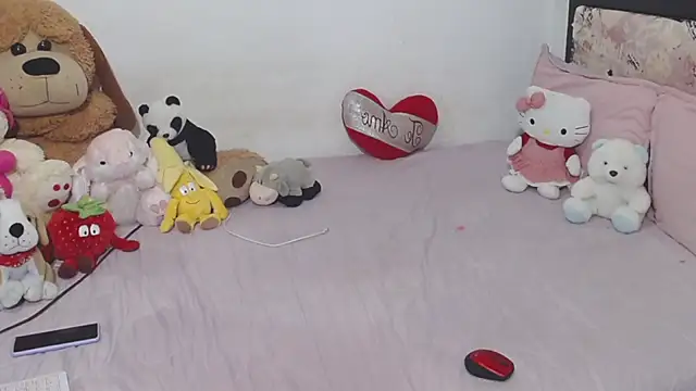 Snapshot of crss_2020 chatting on February 18, 2025, 10:03 pm crss 2020 online show from February 18, 2025, 10:03 pm