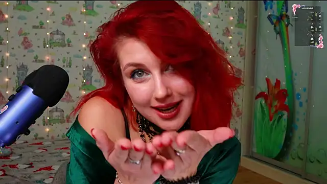 Snapshot of SmokyRose chatting on September 27, 2025, 2:45 pm SmokyRose online show from September 27, 2025, 2:45 pm