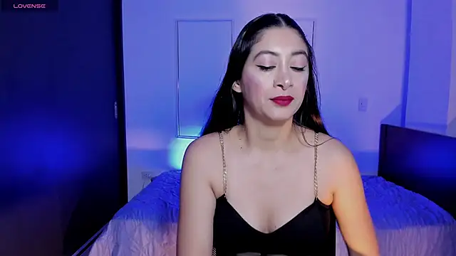 MeganWhite3 online show from April 7, 2026, 1:51 am