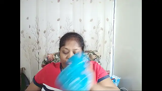 Snapshot of Indiantasha chatting on November 13, 2025, 4:00 pm Indiantasha online show from November 13, 2025, 4:00 pm