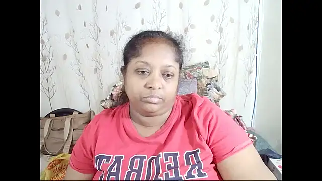 Snapshot of Indiantasha chatting on November 18, 2025, 4:21 pm Indiantasha online show from November 18, 2025, 4:21 pm