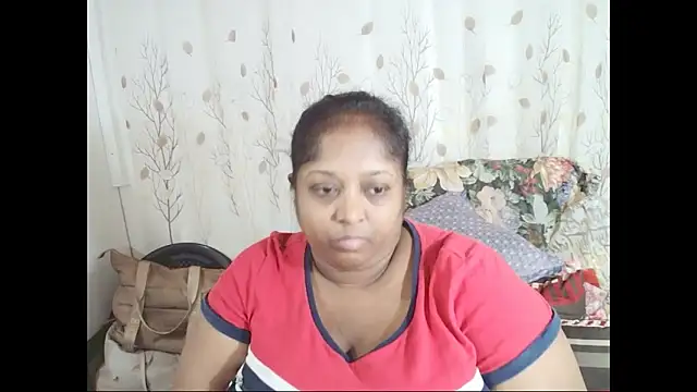 Snapshot of Indiantasha chatting on October 24, 2025, 4:17 pm Indiantasha online show from October 24, 2025, 4:17 pm