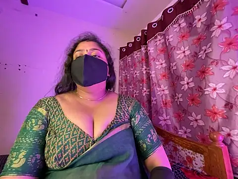 Love 4Sex online show from March 6, 2026, 6:41 am