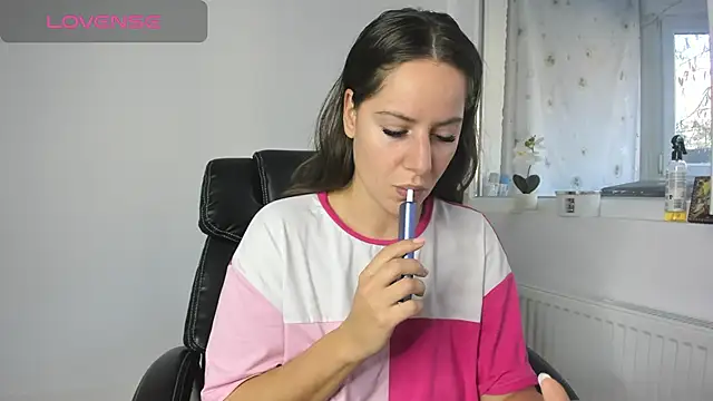 DiamondKay online show from October 29, 2025, 7:07 am