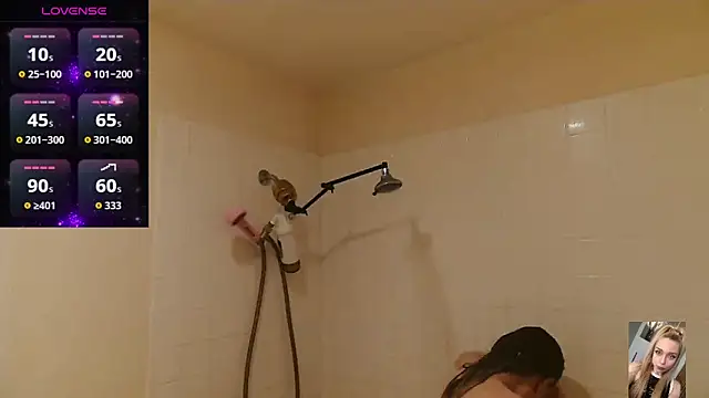 Blondiewithanass online show from December 20, 2025, 7:33 am