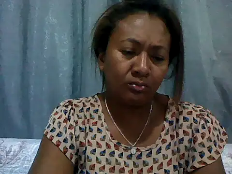 sexyladii online show from April 11, 2026, 5:27 pm