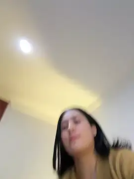 Nina lovi online show from March 2, 2025, 1:47 am