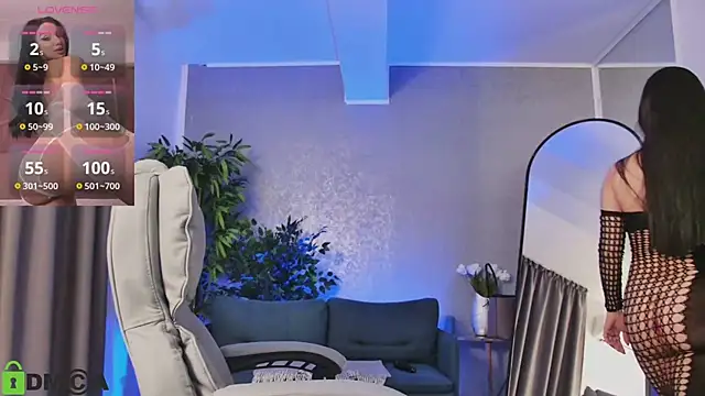 Snapshot of MeganHopeX chatting on March 8, 2025, 7:27 am MeganHopeX online show from March 8, 2025, 7:27 am