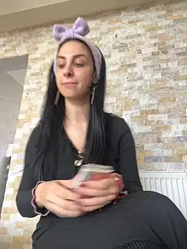 Snapshot of MeganHopeX chatting on March 19, 2025, 11:06 am MeganHopeX online show from March 19, 2025, 11:06 am