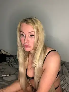 Snapshot of modeljadeelee chatting on February 6, 2025, 12:11 am modeljadeelee online show from February 6, 2025, 12:11 am